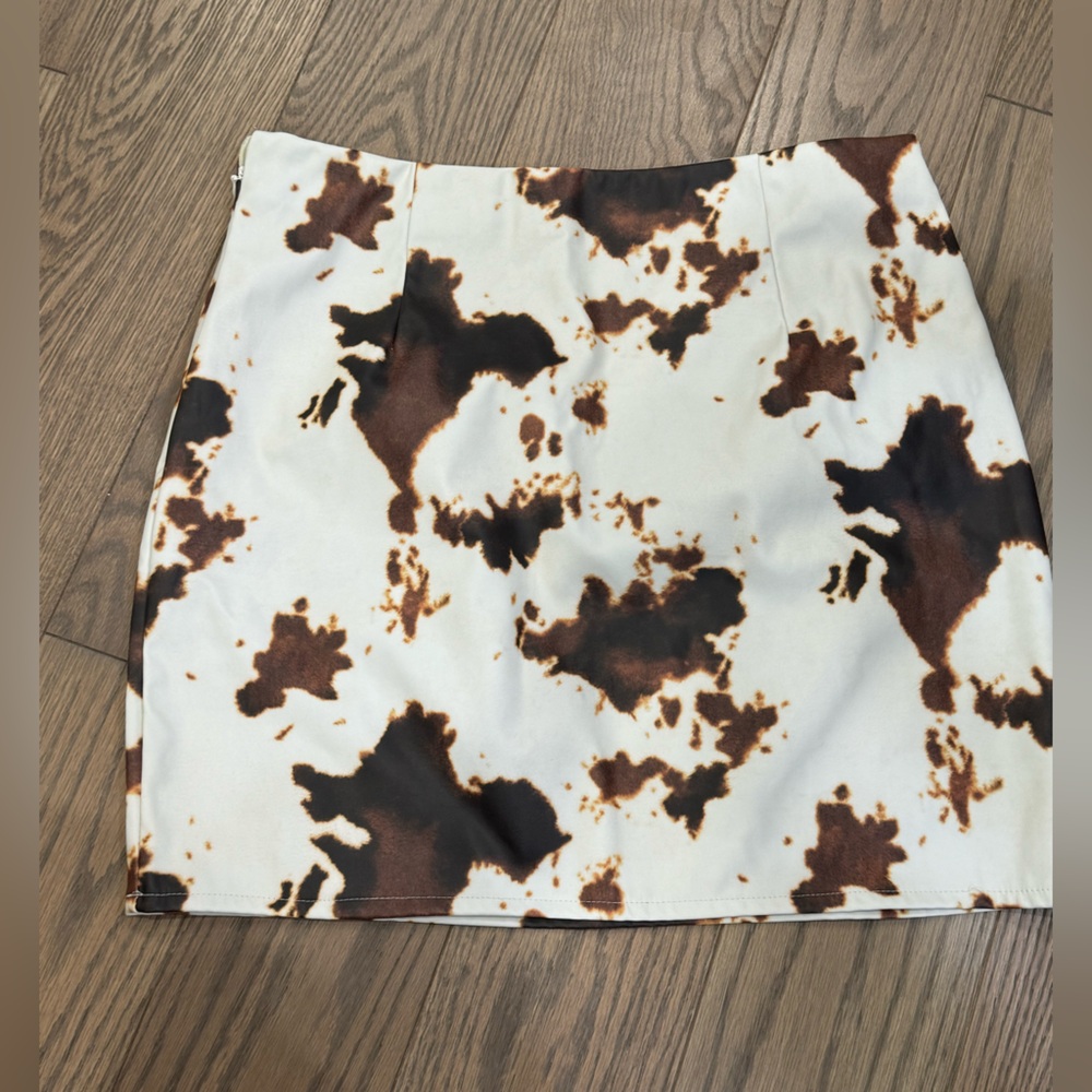 SOLD WESTERN Cowprint Skirt Size L